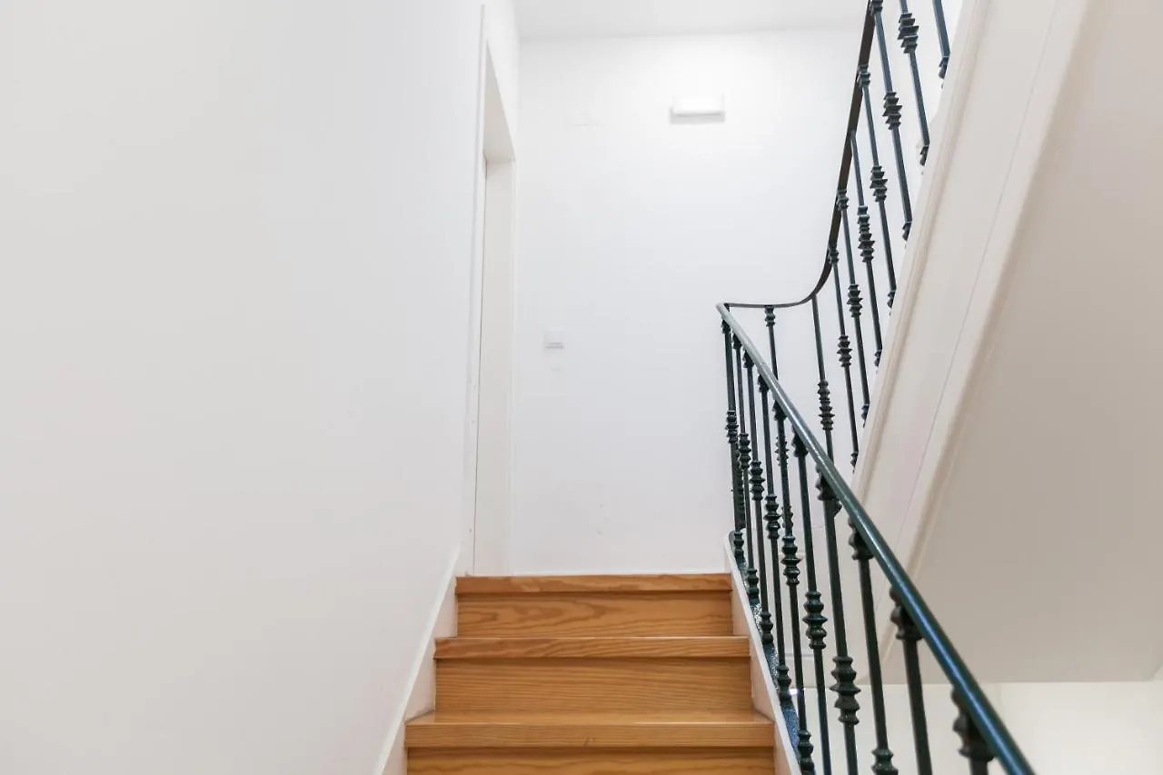 Flh Graca Colourful Apartment Lisbona