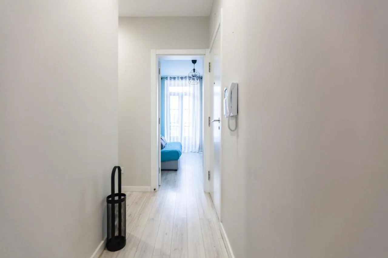 Flh Graca Colourful Apartment Lisbon