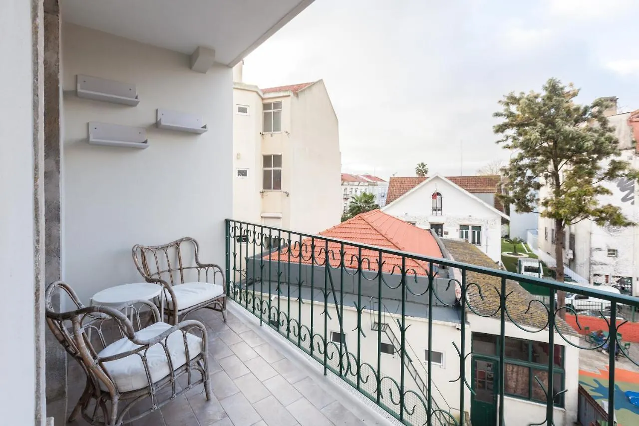Flh Graca Colourful Apartment Lisbon Portugal